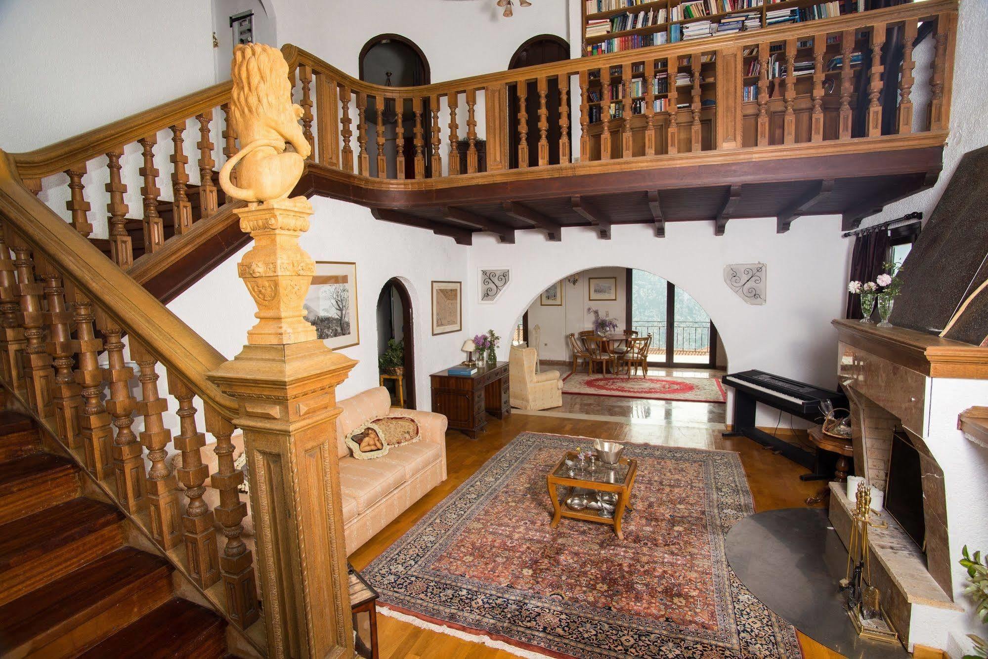 Historic Villa Δελφοί Εξωτερικό φωτογραφία